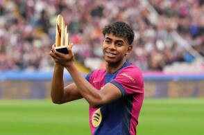 21点变种：单副牌与多副牌的策略差异。（黑杰克变体：单副牌与多副牌策略差异对比）