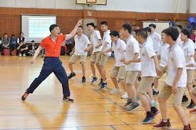 扎金花里的“运气陷阱”：为什么拿到“顺子”往往比拿到“对子”赔得更多？（扎金花的运气误区：为什么拿到顺子反而比对子亏得多？）